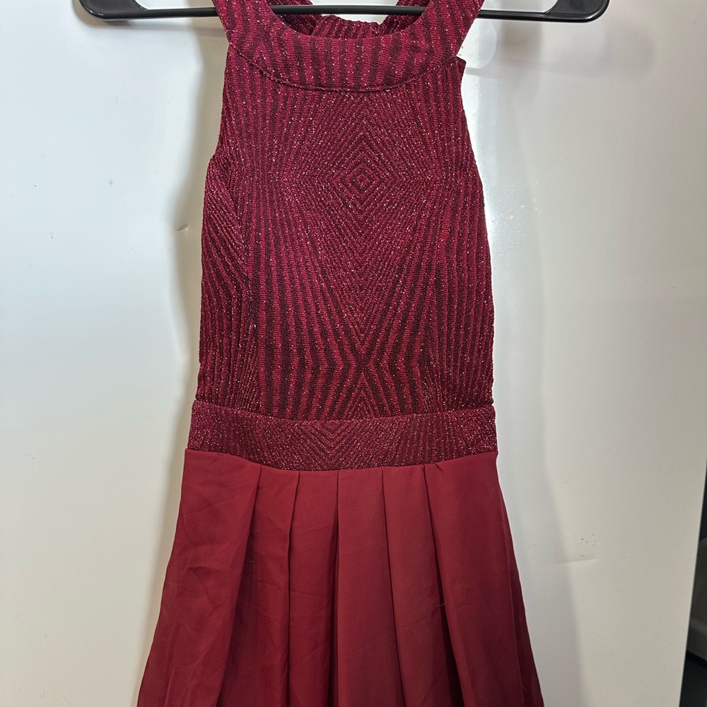 Women’s Burgundy Trixxi Homecoming Dress With a Bow Sparkly Top Size Small